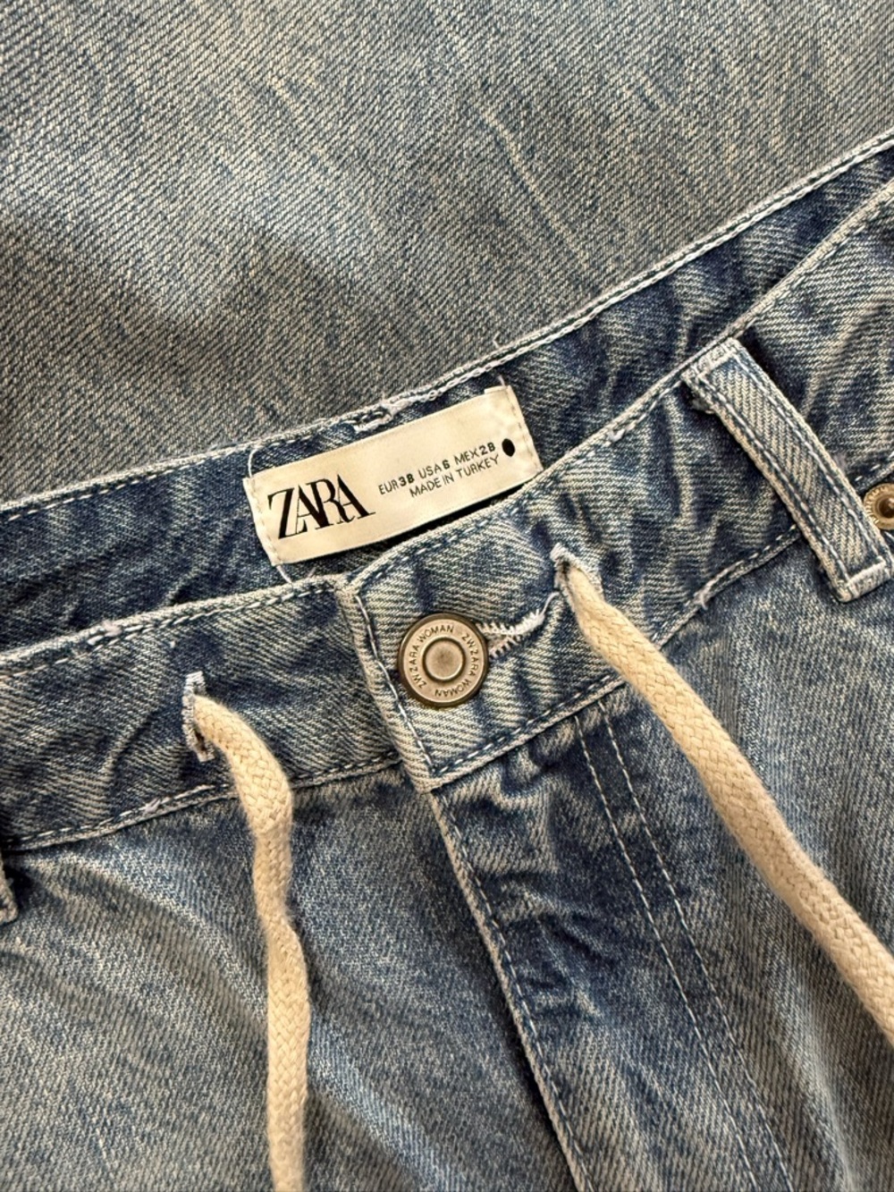 NWOT Zara Mid-Rise Wide Leg Drawstring Jeans - Picture 4 of 4